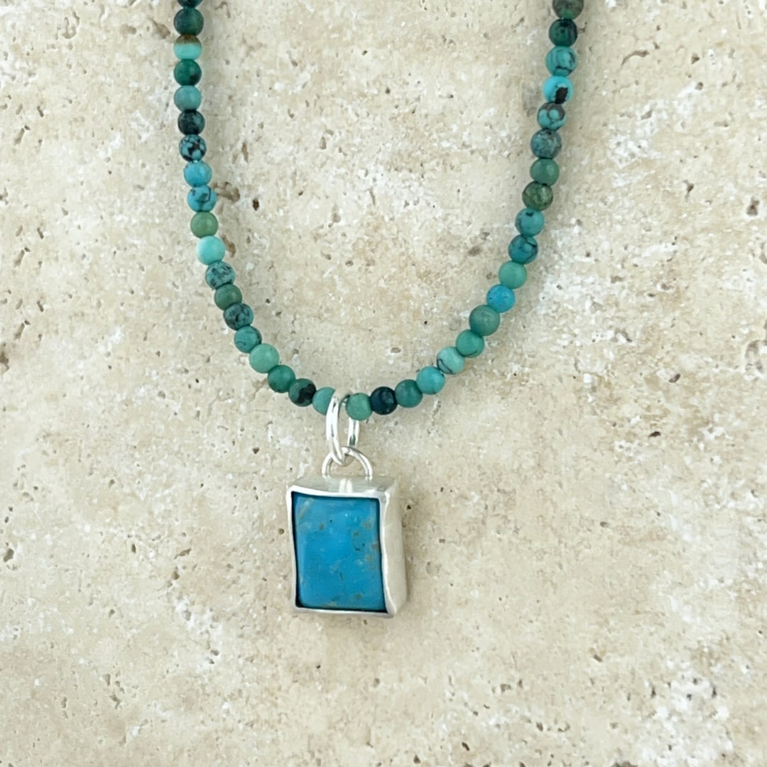 Turquoise Beaded Pendant Necklace