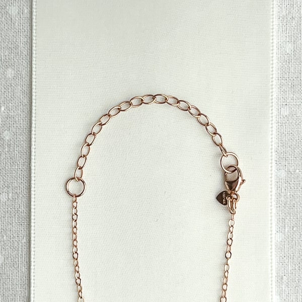 Delicate layering necklace with cultured freshwater pearl in 14kt Rose Gold Filled. Adjustable 14 to 16 inches, Extension chain detail